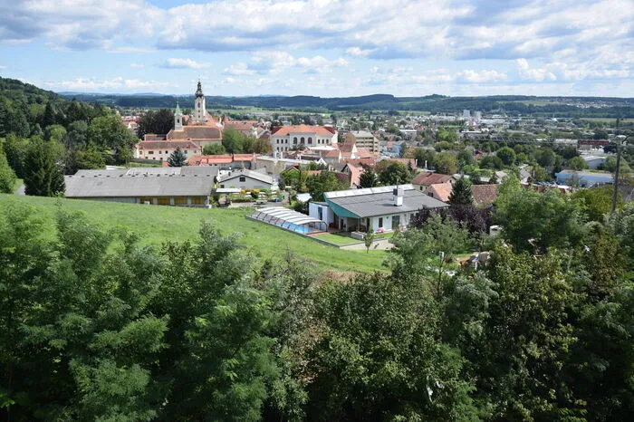 Der Blick aus einem der neu entstandenen Zimmer: Das Panorama gibt es ohne Aufpreis.
