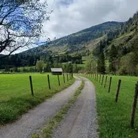 Der Glockner Radweg wird in Winklern auf einem 1,2 Kilometer langen Abschnitt saniert