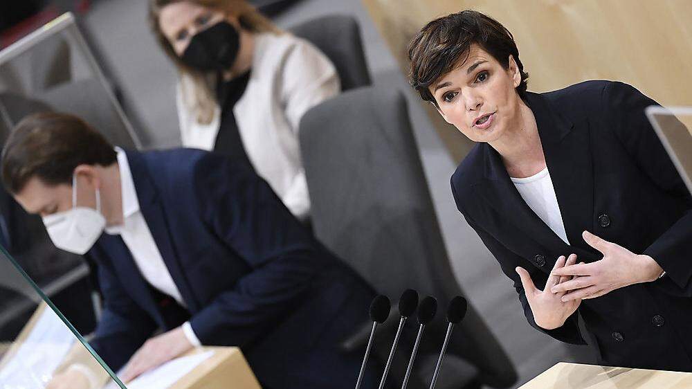 SPÖ-Chefin Pamela Rendi-Wagner sprach sich gegen jegliche Lockerungen aus und warnte vor einem &quot;Kollaps der Intensivstationen&quot;