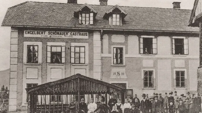 Ansichten alter Gaststätten werden bis 25. Oktober im Rathaus Knittelfeld gezeigt.