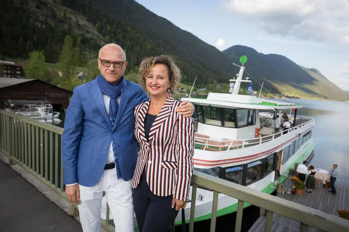 Ausgefahren wurde mit der Alpenperle, dem einzigen Hybridschiff Österreichs.
