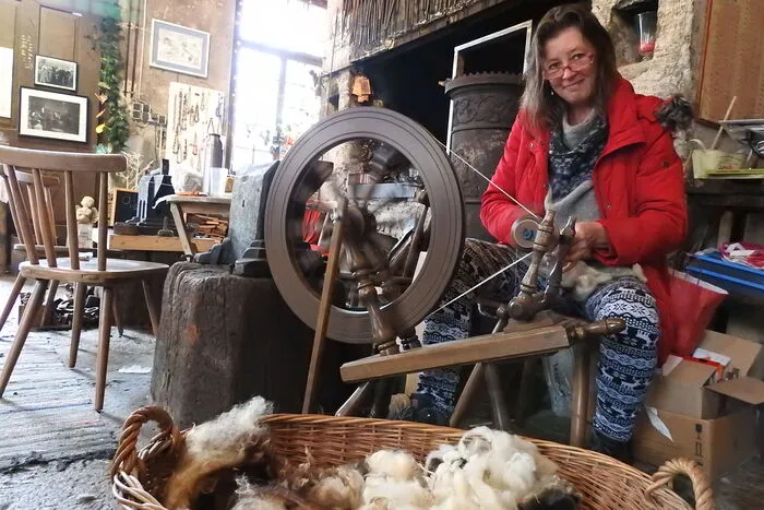 Spinnen mit Stefanie Vidal.