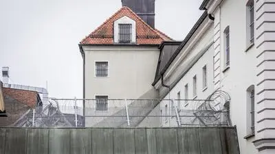 Die Justizanstalt Klagenfurt bleibt die nächsten Wochen noch die „Heimat“ des verurteilten Attentäters von Villach