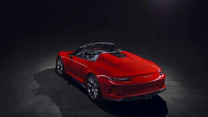 Von der Studie zum 70. Geburtstag des Sportwagenherstellers zum streng limitierten Sondermodell: Porsche hat den Serienstart des 911 Speedster beschlossen, und zwar für die erste Jahreshälfte 2019. Der offene Zweisitzer kommt in einer auf 1948 Exemplare begrenzten Auflage auf den Markt. Die Stückzahl erinnert an den Porsche 356 „Nr. 1“ Roadster, der am 8. Juni 1948 seine Betriebserlaubnis erhielt.