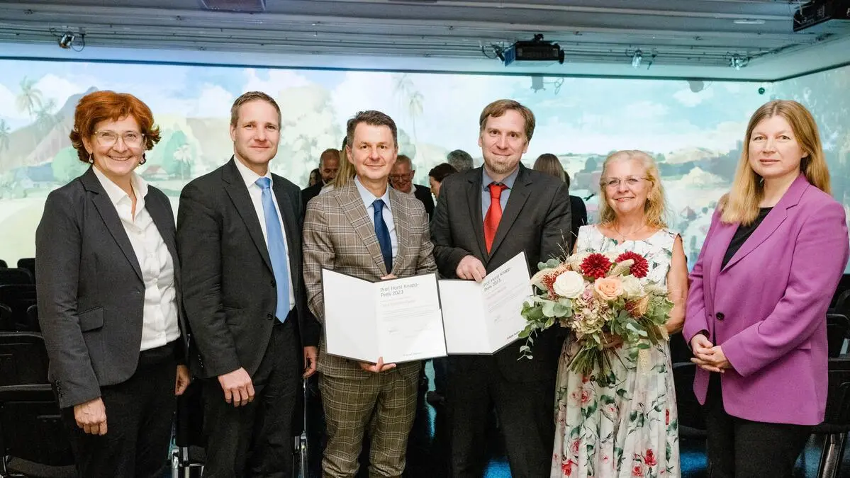Sigrid Stagl, Gottfried Haber, die beiden Preisträger Uwe Sommersguter und Manfred Neuper, Karina Bachlechner (Tochter von Prof. Horst Knapp) und Marion Morales Albiñana-Rosner