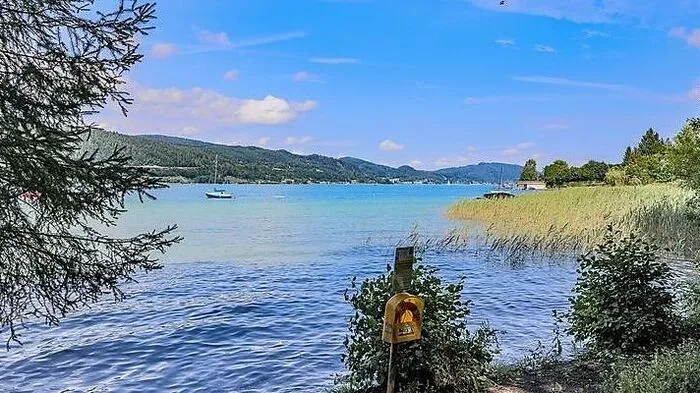 Freie Seezugänge sind rar, mit freien Ufern schaut es aber anders aus - wenn man von Seeseite kommt