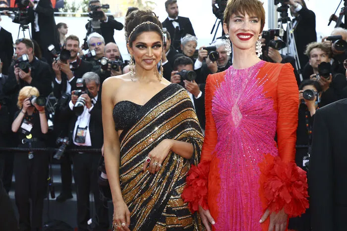 Die Schauspielerinnen Deepika Padukone und Rebecca Hall