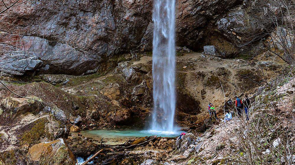 Der Aufstieg zum Wildensteiner Wasserfall bei Gallizien ist auch für Kinder schaffbar