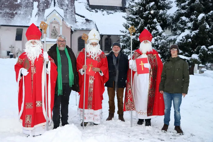 Bitte klicken Sie sich durch die Bilder!