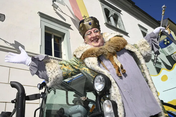 Bürgermeister Josef Jury freute sich über die vielen Gäste und Aktiven.