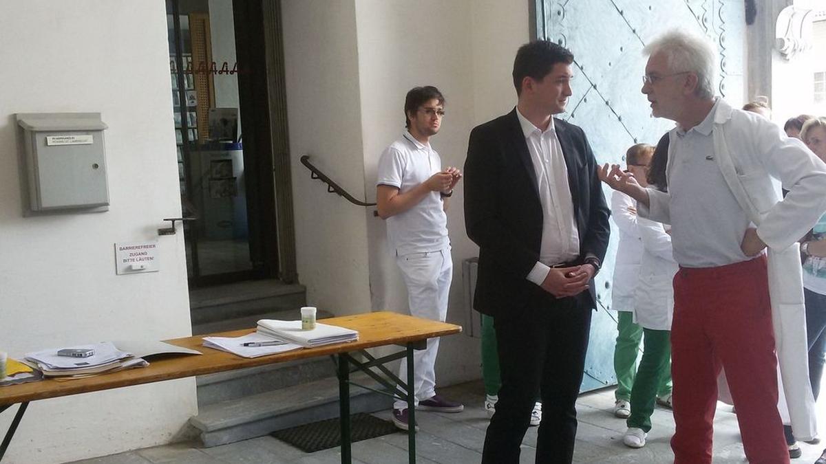 St. Lambrecht Ortsaugenschein bei umstrittener Stiftsapotheke