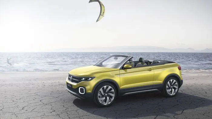 Einen ersten Ausblick auf das kommende SUV auf Polo-Basis zeigte VW mit der Studie T-Cross Breeze auf dem Genfer Autosalon.