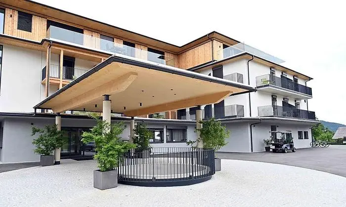 Das Hotel wurde von den Architekten Ronacher geplant