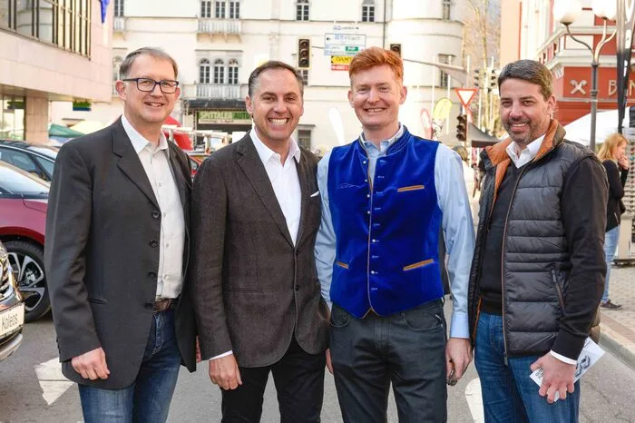 Walter Planitzer (VW und Audi Staber), Georg Gruber (Mercedes Gruber), Markus Unterlerchner (Citroen) und Roland Willegger (Skoda Sellner)