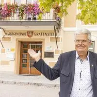Stefan Deutschmann (68) verbrachte die meiste Zeit seines Lebens im Grafensteiner Gemeindeamt