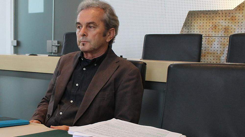 Kurt Hellig will sich "nicht den HCB-Rucksack umhängen lassen"
