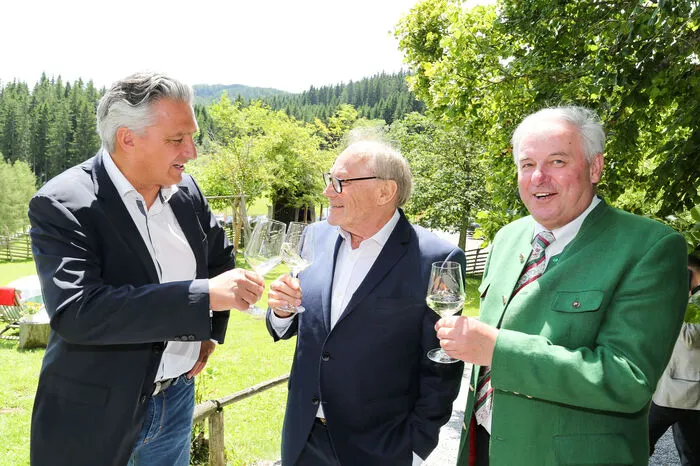 Hubert Patterer mit Klaus Maria Brandauer und Landeshauptmann Hermann Schützenhöfer