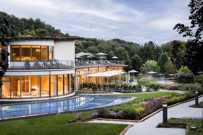 Zimmer, Suiten und die Wohlfühlwelt wurden völlig neu gestaltet