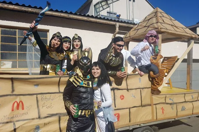 Klicken Sie sich durch die Bilder!