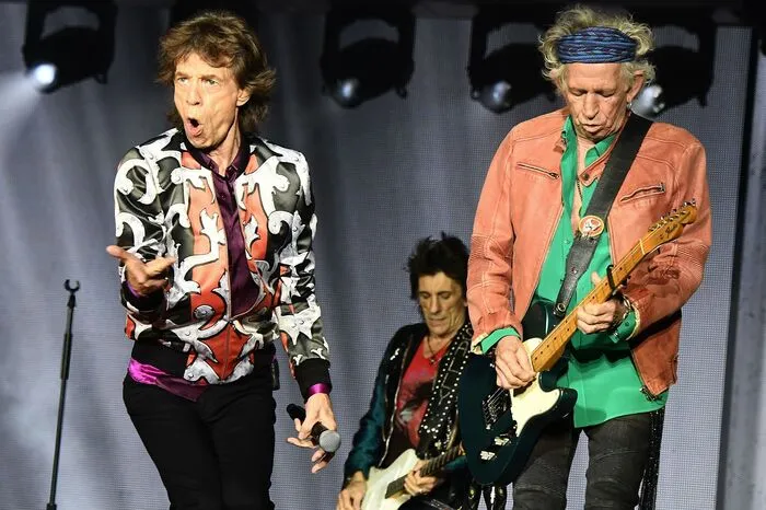 Am 26. Juli wird Jagger 76 Jahre jung. Im Vorjahr traten sie unter anderem in Marseille auf (Im Bild Jagger mit Ronnie Wood und Keith Richards). Wann sie wieder auf der Bühne stehen, ist ungewiss.