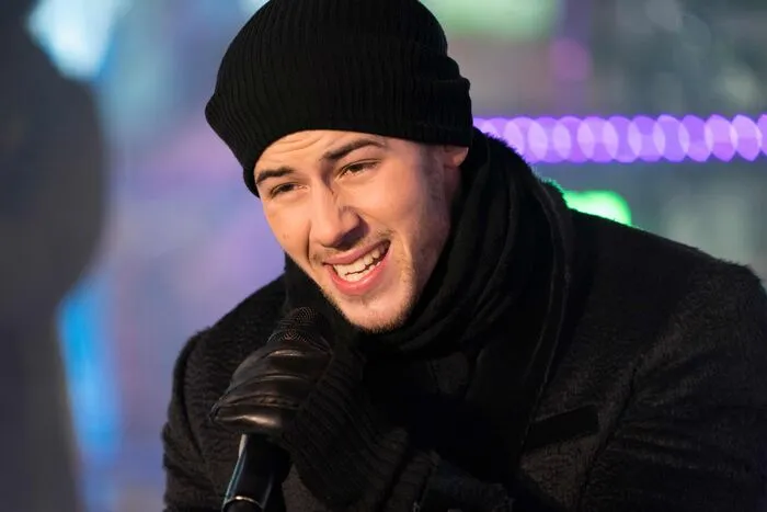 Ebenso wie Songwriter Nick Jonas.