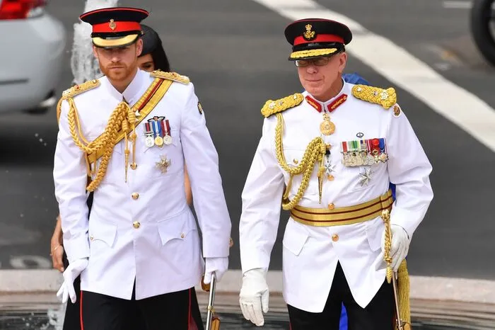 Harry und David Hurley bei der Ankunft vor dem ANZAC Memorial.