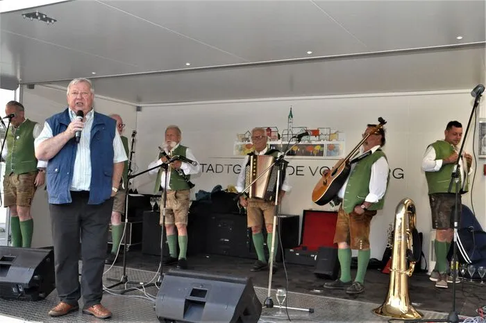 Klicken Sie sich durch die Fotos der Veranstaltung.