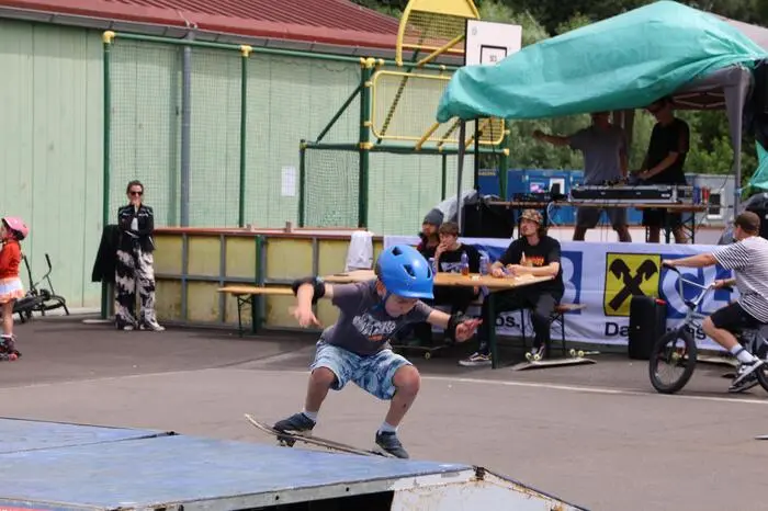 Auch die Kleinsten bemühten sich, eindrucksvolle Stunts zu zeigen.