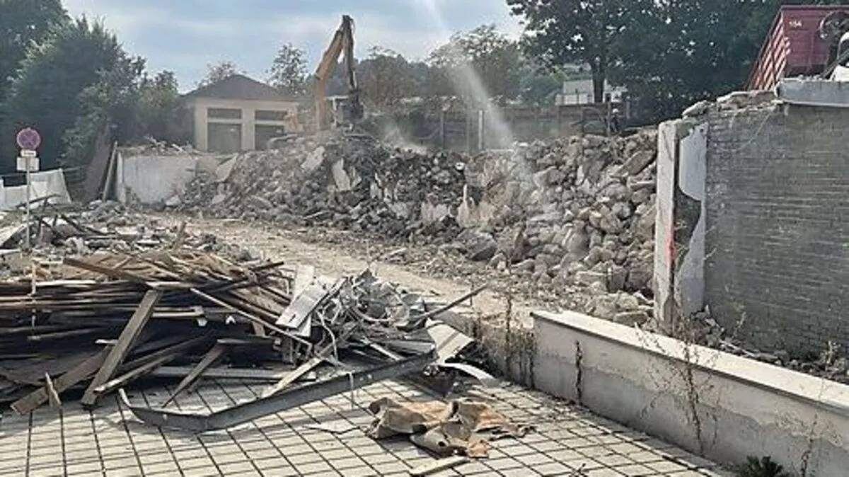 Die Abbrucharbeiten auf dem ehemaligen "Wildhaber"-Areal sind in vollem Gange 