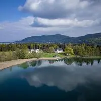 Das Naturschutz- und Natura-2000-Gebiet Walterskirchen mitsamt der Villa der Familie Tilly