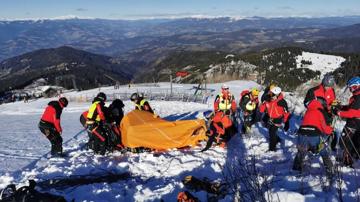 Die Bergretter bei der Winterübung auf der Koralpe 