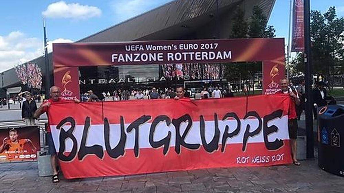 Fans aus dem Mürztal drücken den ÖFB-Frauen die Daumen