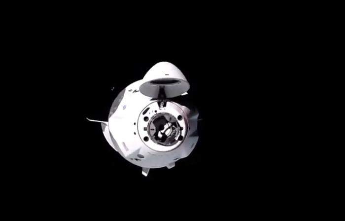 Das Andockmanöver der SpaceX-Kapsel
