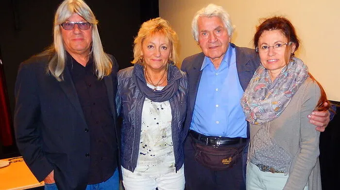 Sigi Bergmann (2. v. r.) im Kreise der Kulturverantwortlichen