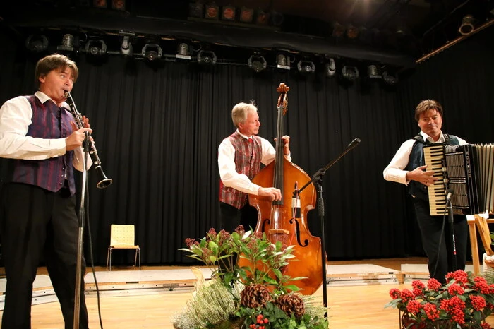 ...sowie „ars musica instrumental“ mit. 