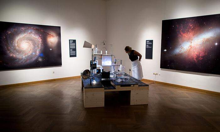 Ausstellung "Our Place in Space"
