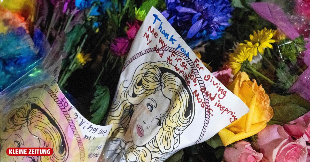 Stars mourn Dolly Parton, Trump orders flags flown at half-mast