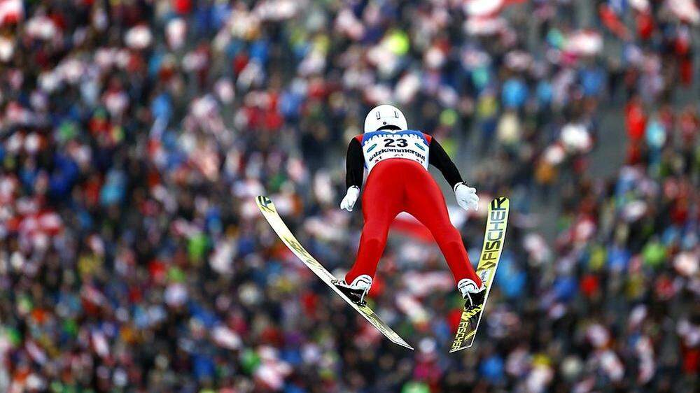 Von 14. bis 16. Februar findet die Weitenjagd am Kulm im Rahmen des Skiflug-Weltcups wieder statt 