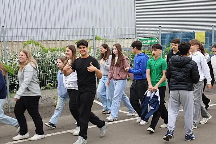 Klicken Sie sich durch weitere Fotos von der Siegerehrung! 