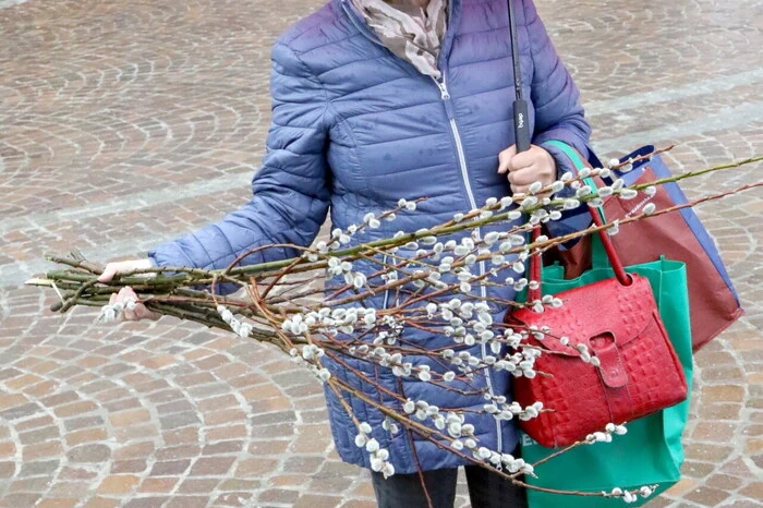 Vom Palmbuschen bis hin zum Kunsthandwerk - das und noch vieles mehr konnte man am Freitag und Samstag beim Ostermarkt bewundern und erwerben. 