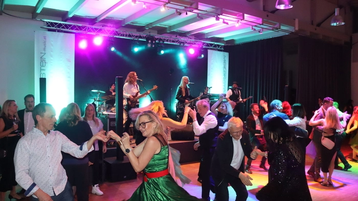 Am Samstagabend wurde beim Sportlerball in Griffen zur Musik von Meilenstein wieder fleißig das Tanzbein geschwungen.