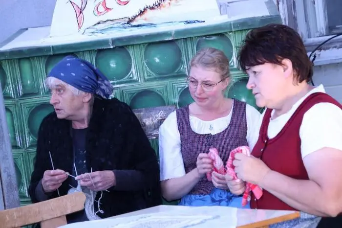 Kartenbestellungen werden unter 0664 2062819 entgegengenommen.