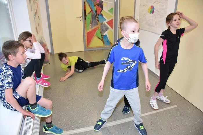 Sechs Bewegungsstationen wurden für die rund 80 Kinder aufgebaut.