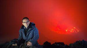 Auf dem knapp 3500 Meter hohen Vulkan Nyiragongo in der Demokratischen Republik Kongo spürte Stefan Greimel die aufsteigende Hitze hautnah