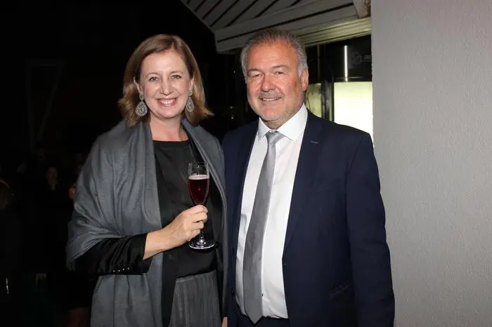 Abgerundet wurde die Jubiläumsgala mit Ehrungen verdienter Mitarbeiter und musikalisch mit den Mitgliedern der Bigband Köflach unter Bandleader Günter Riedenbauer.
