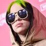 Fühlte sich am Beginn ihrer Karriere sehr verängstigt und unter Druck: Billie Eilish