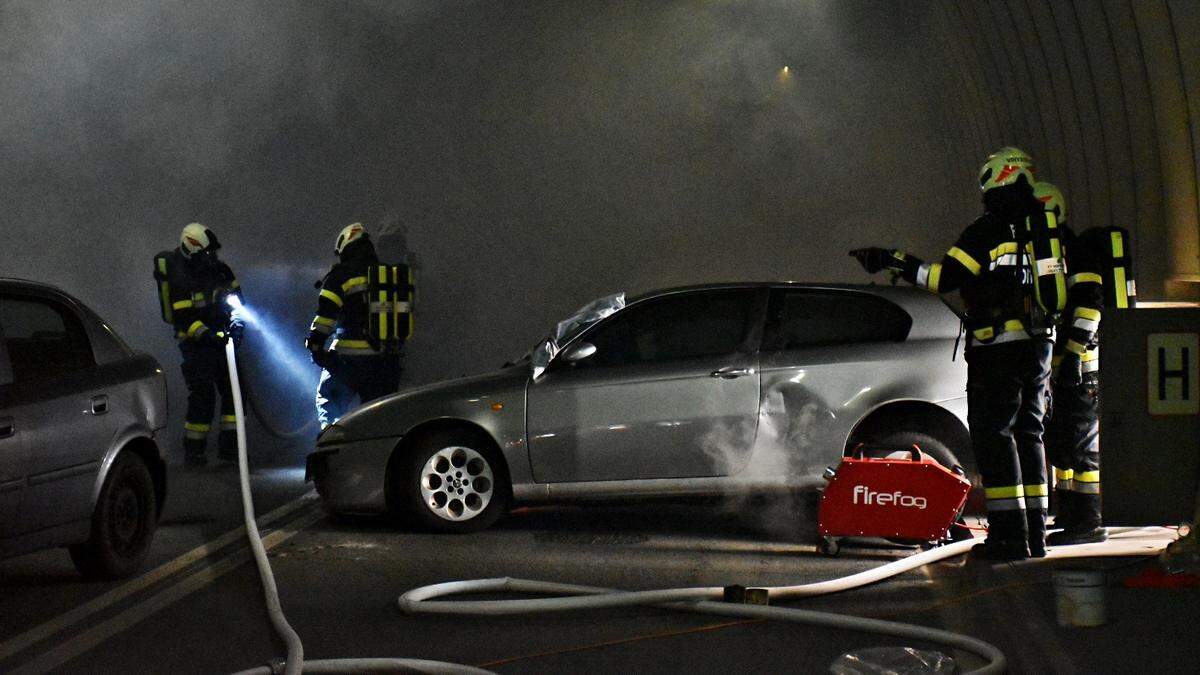 Einsatzübung der Feuerwehr in der Unterflurtrasse Voitsberg