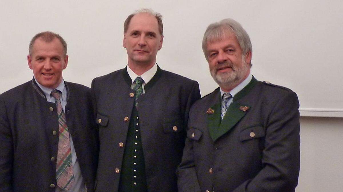 2015 nach der Wahl: Thomas Schuchnigg (Mitte), Kassier Johann Gruber von der Liste Mur (links) und Wilhelm Schnedl (SPÖ). Schnedl war bis Jänner Vizebürgermeister