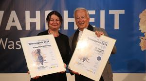 Radka Denemarková ist Toleranzpreisträgerin 2024 und Hannes Swoboda wurde für Lebenswerk geehrt. 