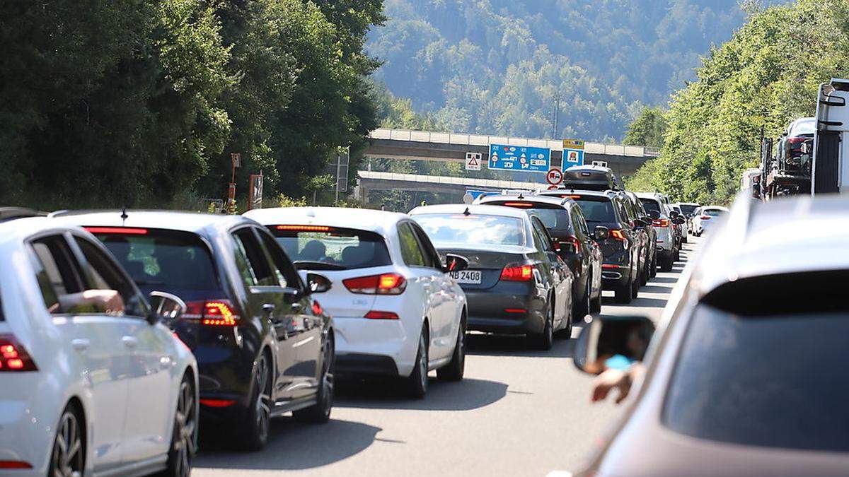 Kein Wochenende ohne Reisewelle quer durch Österreich und Staus